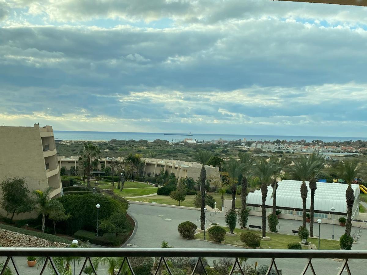 קיסריה נאות גולף- Oren Apartment Luaran gambar